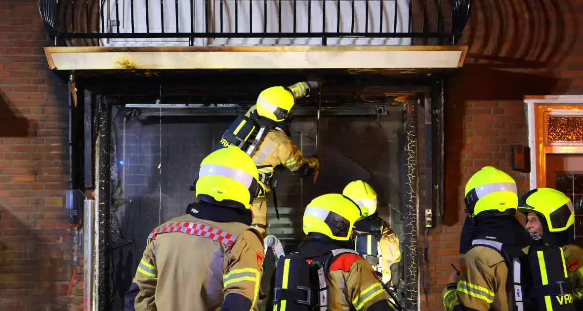 Flinke brand zorgt voor schade aan woning - Foto 5