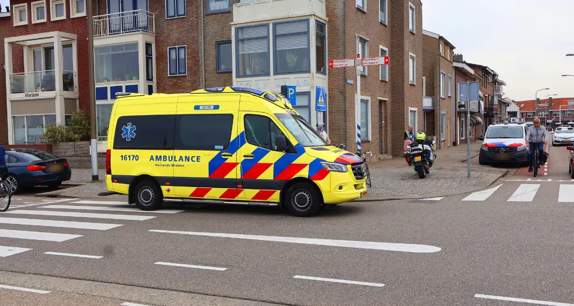 Wielrenners ten val bij ongeval - Foto 4