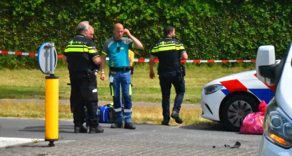Fietser gereanimeerd na aanrijding - Foto 4