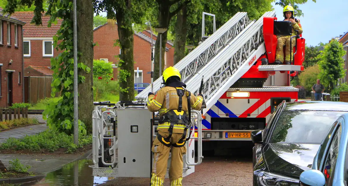 Noodweer zorgt voor meerdere stormschades - Foto 7