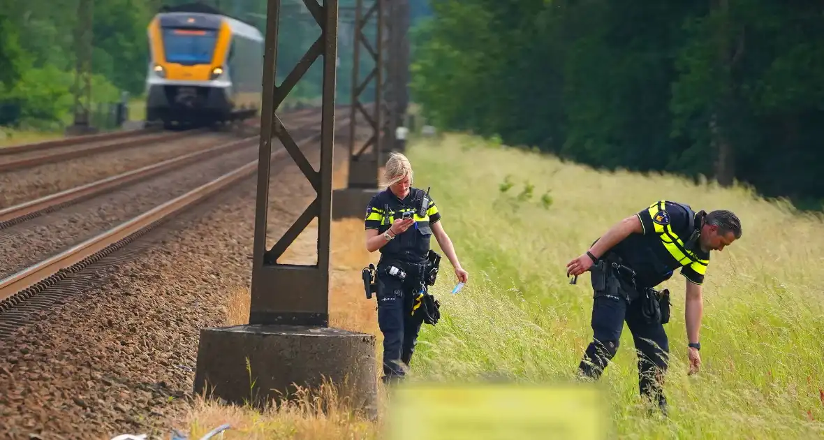 Opzettelijke actie verstoort treinverkeer - Foto 3