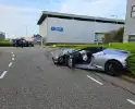 Peperdure Lamborghini crasht met personenauto op kruising