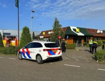 Camouflagekleding en wapen zorgen voor onrust