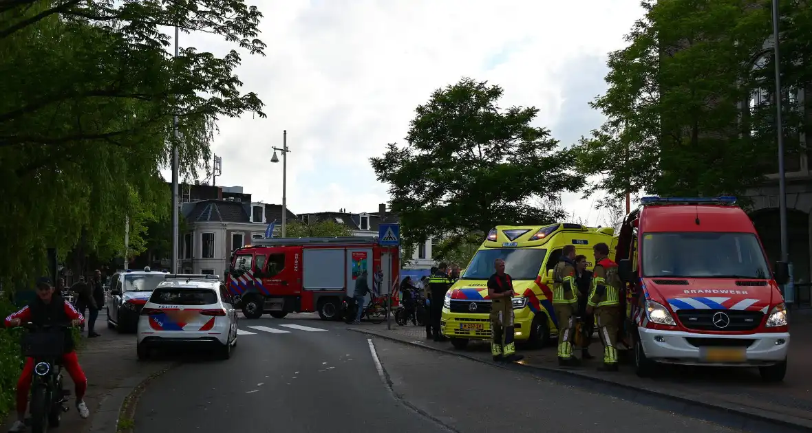 Duikteam haalt persoon uit water - Foto 8