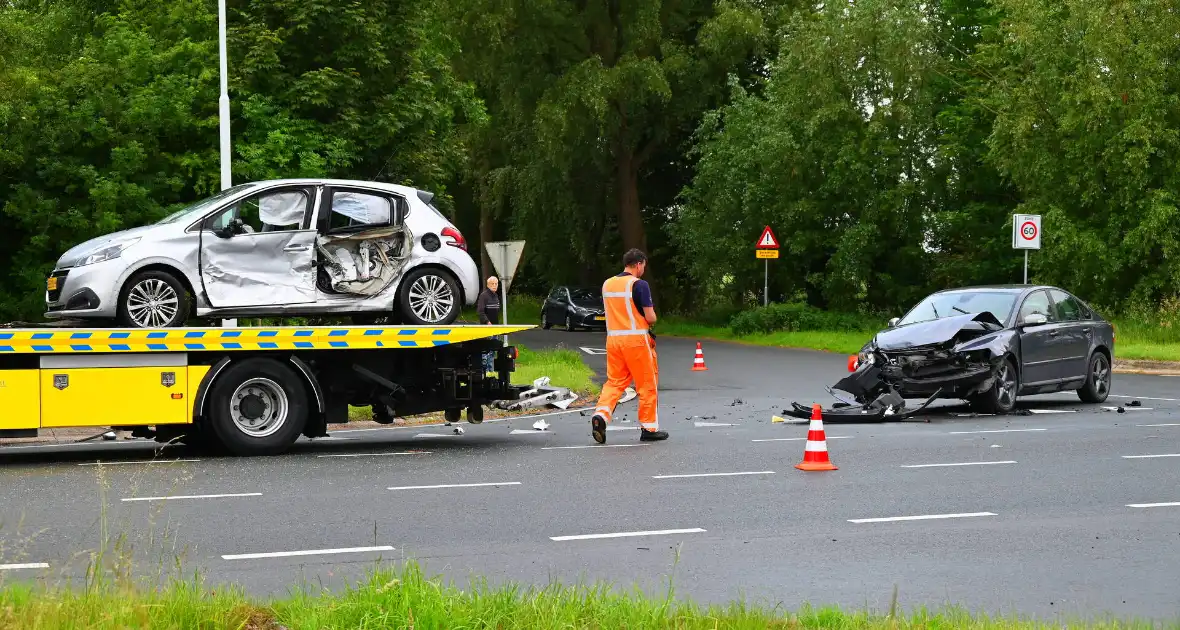 Voorrangsfout oorzaak botsing - Foto 11