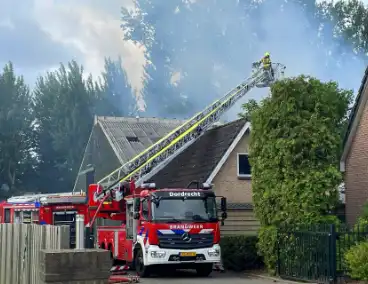 Rookoverlast door brand in bijgebouw