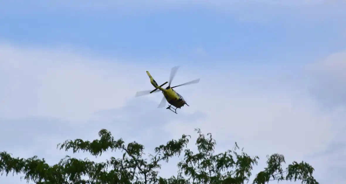 Traumahelikopter landt na val - Foto 5