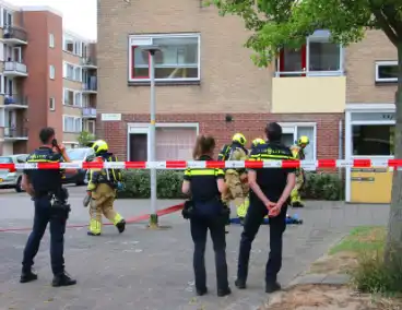 Hulpdiensten groots ingezet voor persoon op balkon, flats ontruimd