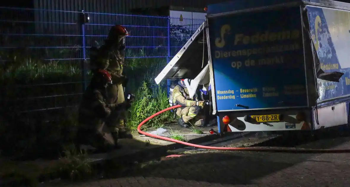 Voertuigbrand beperkt schade door snelle brandweeractie - Foto 3