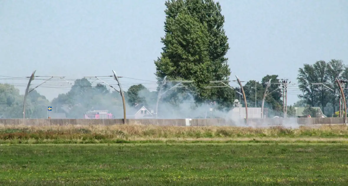Bermbrand legt treinverkeer stil