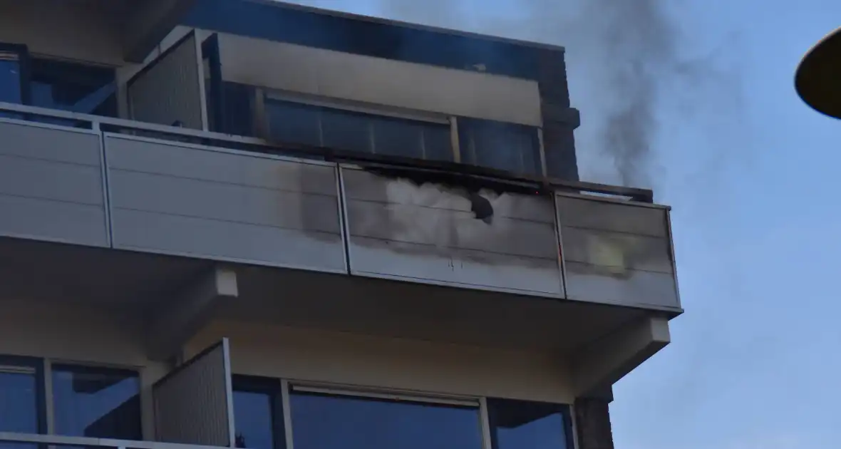 Appartementencomplex ontruimd door brand - Foto 4