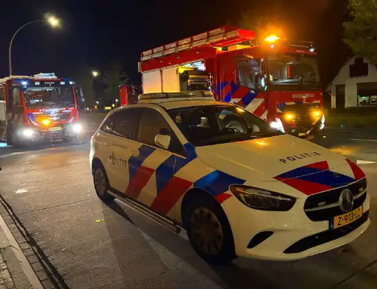 Brandweer haalt stinkende BMW X5 uit parkeergarage