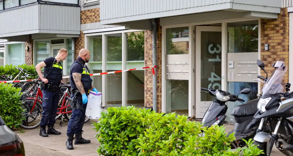 Explosie bij appartementencomplex zorgt voor grote zoekactie - Foto 1