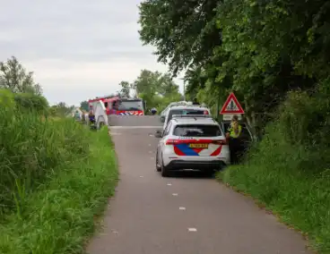 Brand door stoken fikkie bij hooibalen