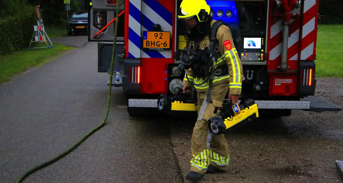Blikseminslag veroorzaakt grote schade - Foto 5