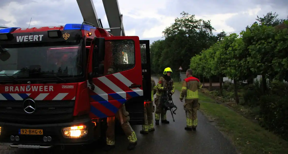 Blikseminslag veroorzaakt grote schade - Foto 6