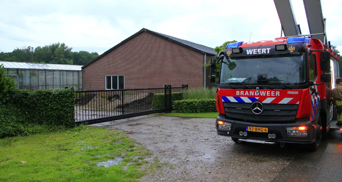 Blikseminslag veroorzaakt grote schade - Foto 9