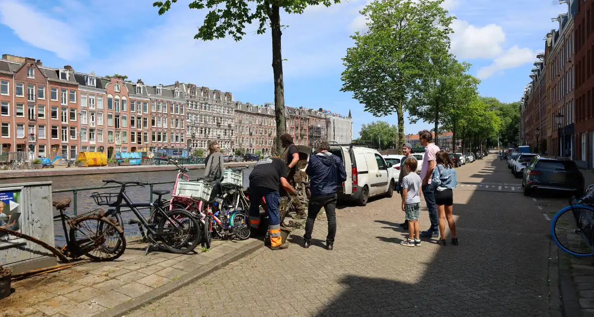 Magneetvisser vind pistool in gracht - Foto 1