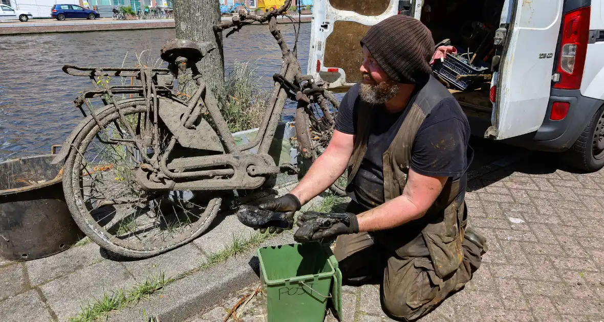 Magneetvisser vind pistool in gracht - Foto 2