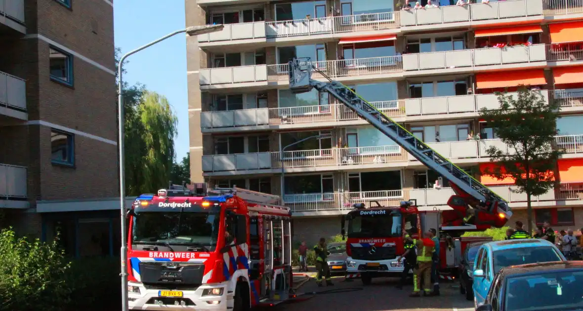 Uitslaande brand veroorzaakt aanzienlijke schade - Foto 13