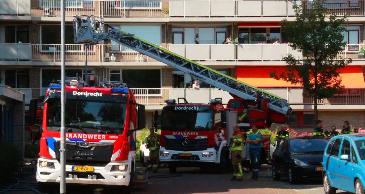 Uitslaande brand veroorzaakt aanzienlijke schade - Foto 15
