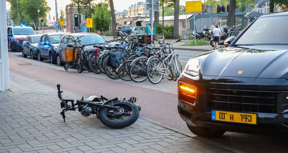 Twee gewonden bij steekincident na aanrijding - Foto 4