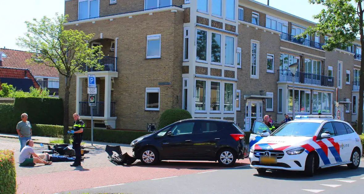 Scooterrijder over het hoofd gezien - Foto 3