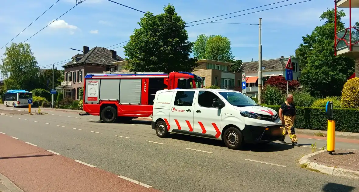 Botsing lijnbus en verhuislift - Foto 8