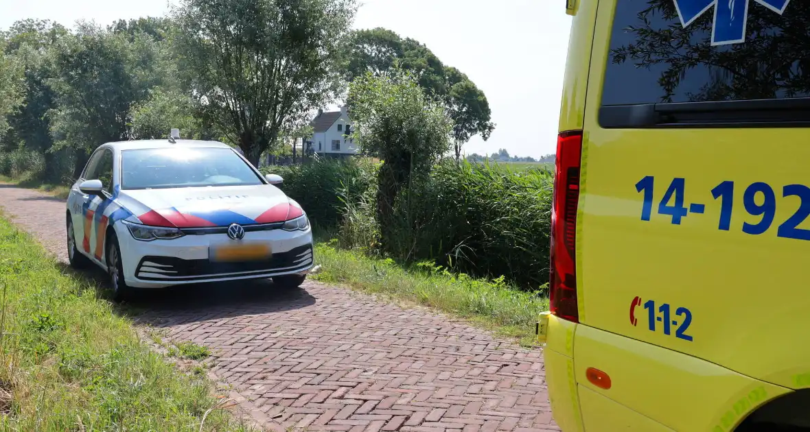 Fietser hard ten val op fietspad - Foto 5