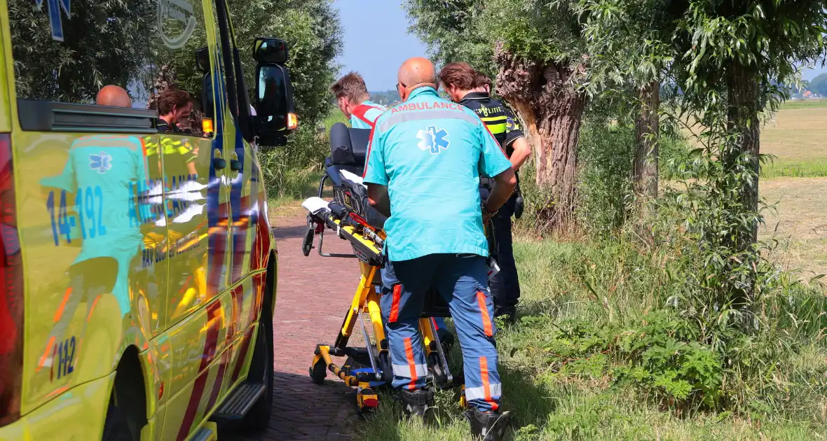 Fietser hard ten val op fietspad - Foto 8