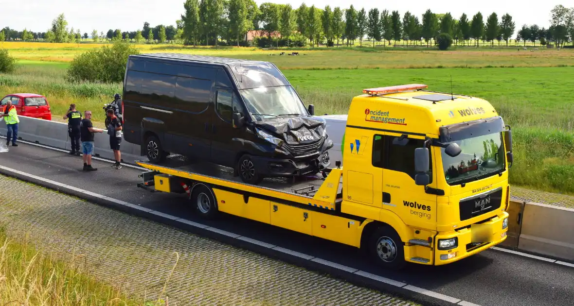 Kop-staartbotsing met Bestelbussen - Foto 11