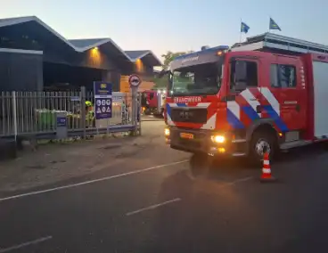 Machine in brand in houthandel