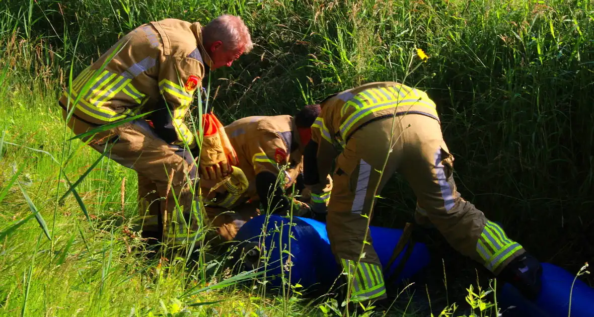 Brandweer onderzoekt gedumpte vaten