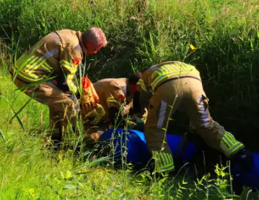 Brandweer onderzoekt gedumpte vaten