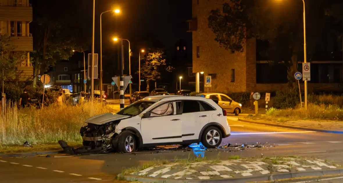Geweldige taxi-overval leidt tot ongeval en arrestatie - Foto 5