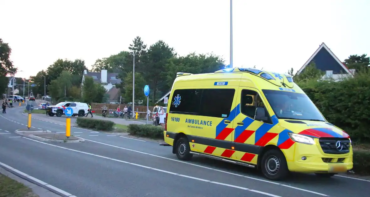 Traumahelikopter ingezet bij fietsongeval - Foto 7