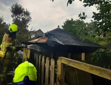 Brand is schuur snel geblust