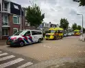 Traumahelikopter landt op parkeerplaats voor medisch incident