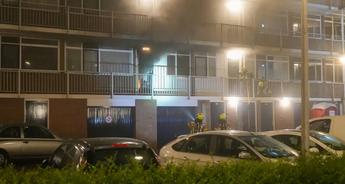 Uitslaande brand in flat - Foto 2