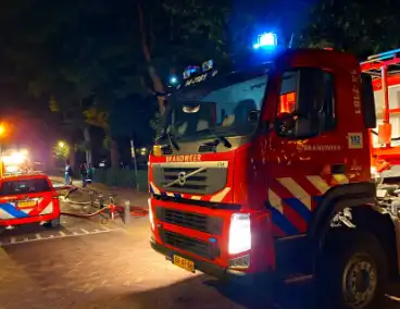 Grote brand in schuur achter woonhuis