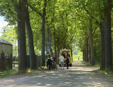 Fietser gewond na aanrijding met motorrijder zonder rijbewijs
