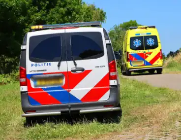 Fietser naar ziekenhuis na val