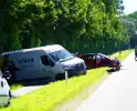 Voertuigen zwaar beschadigd na aanrijding