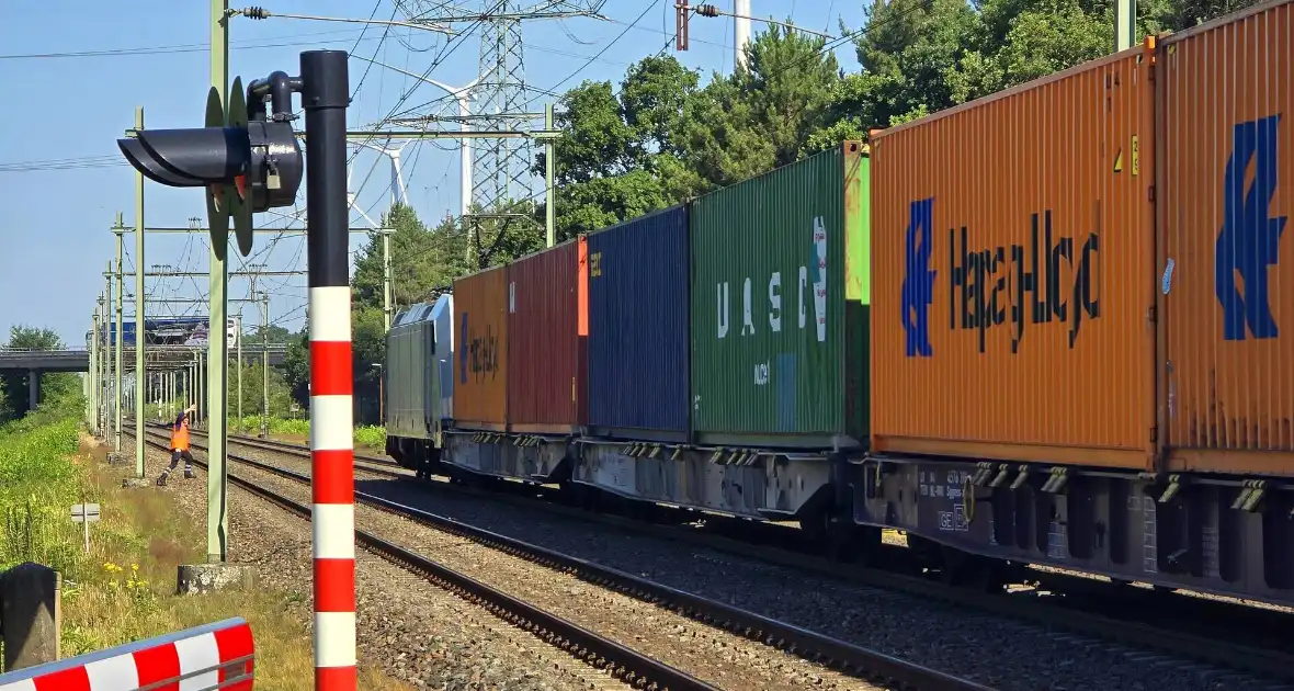 Treinproblemen veroorzaken verkeerschaos - Foto 1