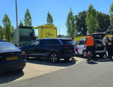 Botsabasorber klapt op personenauto