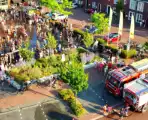 Brandweer vermaakt kinderen met waterfestijn