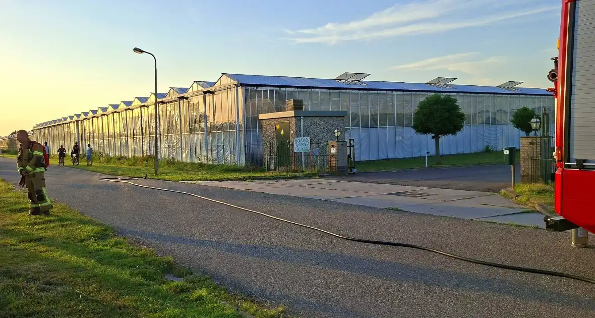 Rook uit technische ruimte door brand - Foto 4