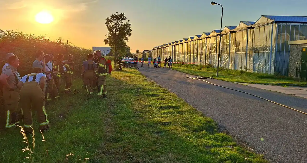 Rook uit technische ruimte door brand - Foto 6