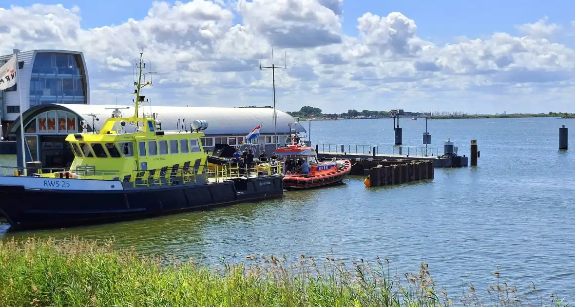 Nieuwe boot een schenking aan KNRM - Foto 13