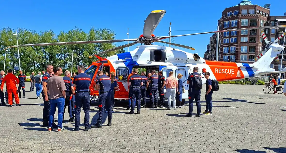 Nieuwe boot een schenking aan KNRM - Foto 8